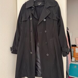 East 5th Elegant Black Outerwear SMALL